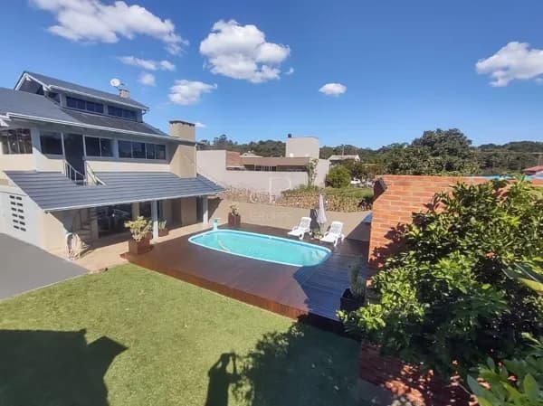 Casa em Dois Irmãos - União