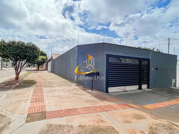 Casa com Com Gourmet e Planejados Permuta até 750 mil