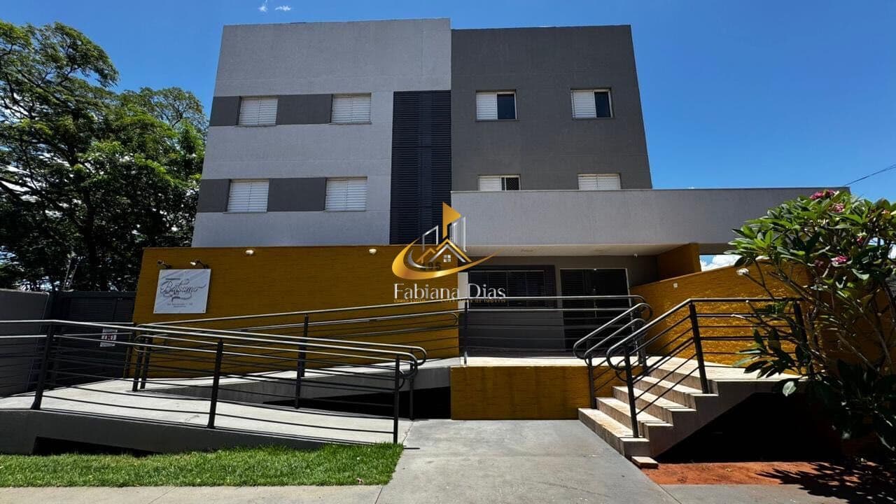 Apartamento em Campo Grande - Universitário