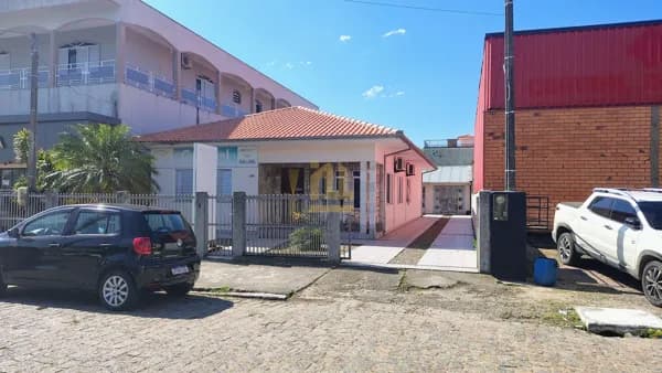 Casa em Capivari de Baixo - Centro