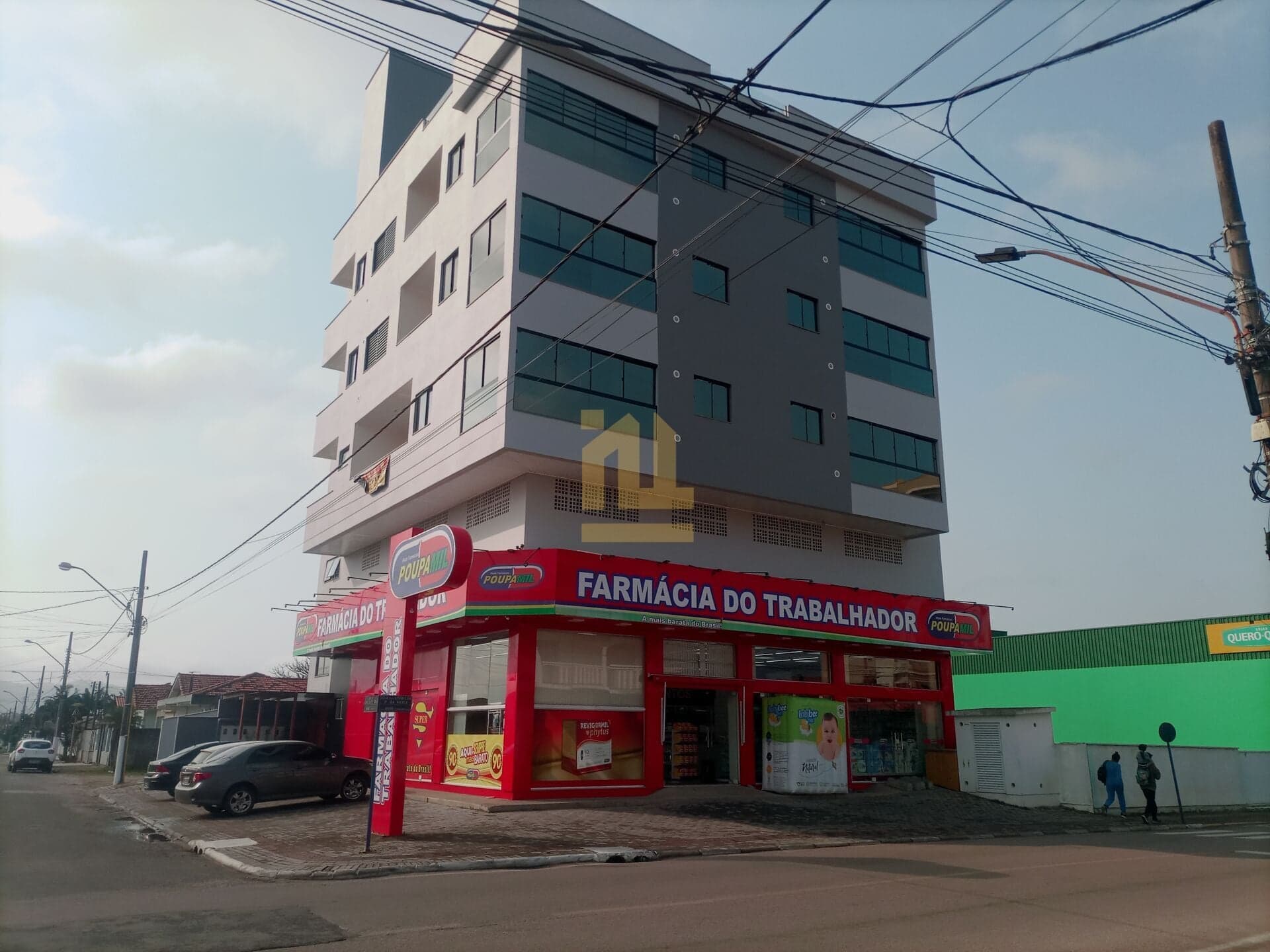 Apartamento Padrão para Aluguel em Centro Capivari de Baixo-SC