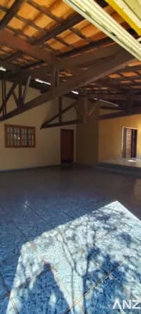 Casa Residencial / Comercial