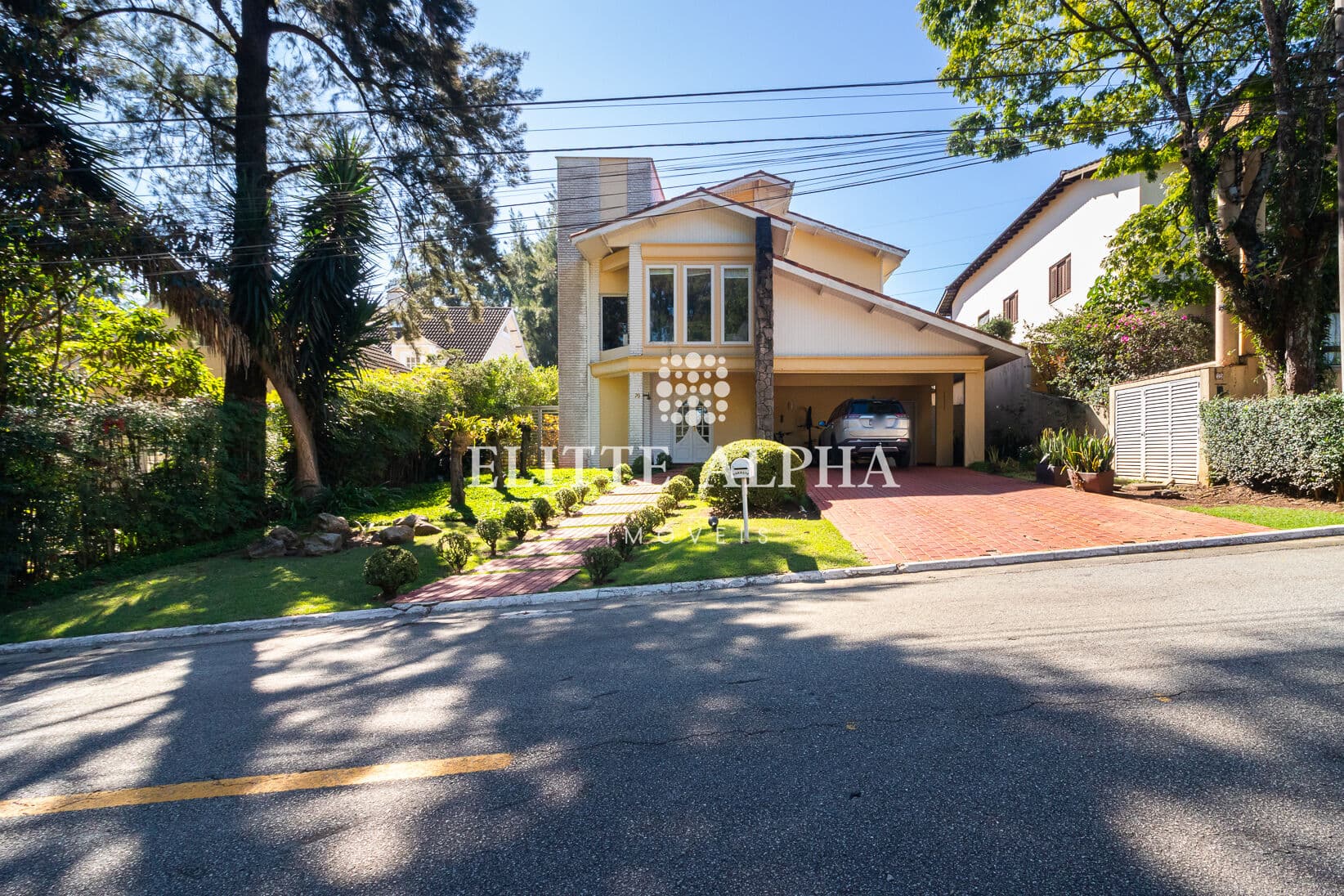🏡 Casa para venda e locação no Alphaville Residencial 0