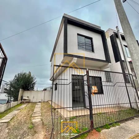 Sobrado em Cachoeirinha - Vila Silveira Martins