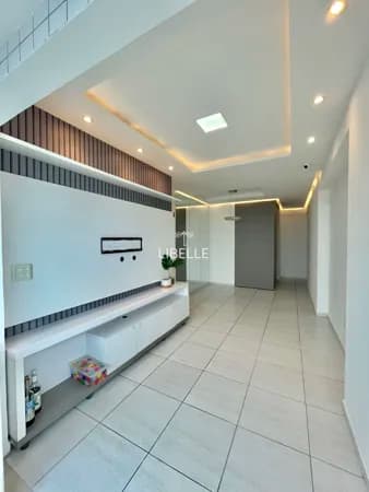 Apartamento disponível para Venda em Candeias com 3 quartos sendo 1 suíte - 67m² - Semimobiliado - Andar alto