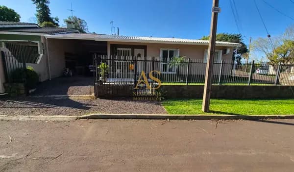 Casa em Carazinho - Operária