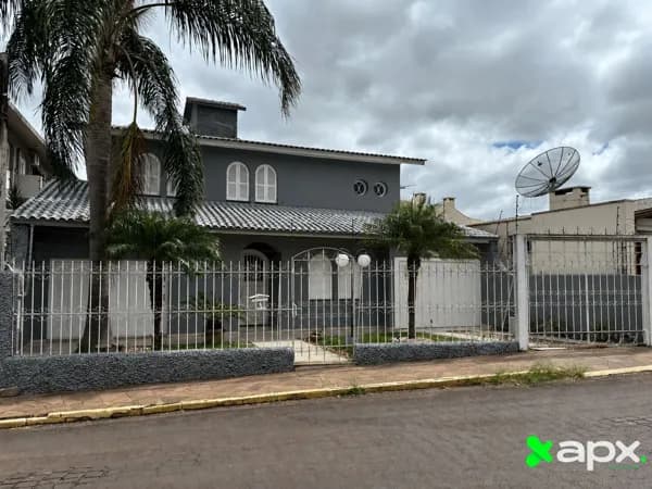 Casa em Carazinho - Centro