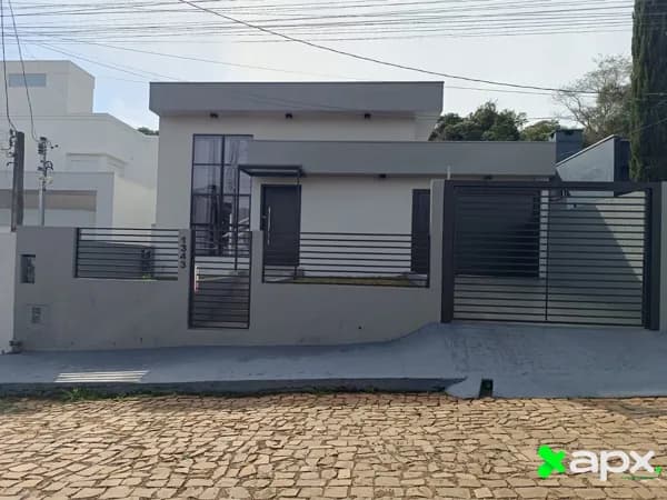 Casa Nova - Semi Mobiliada