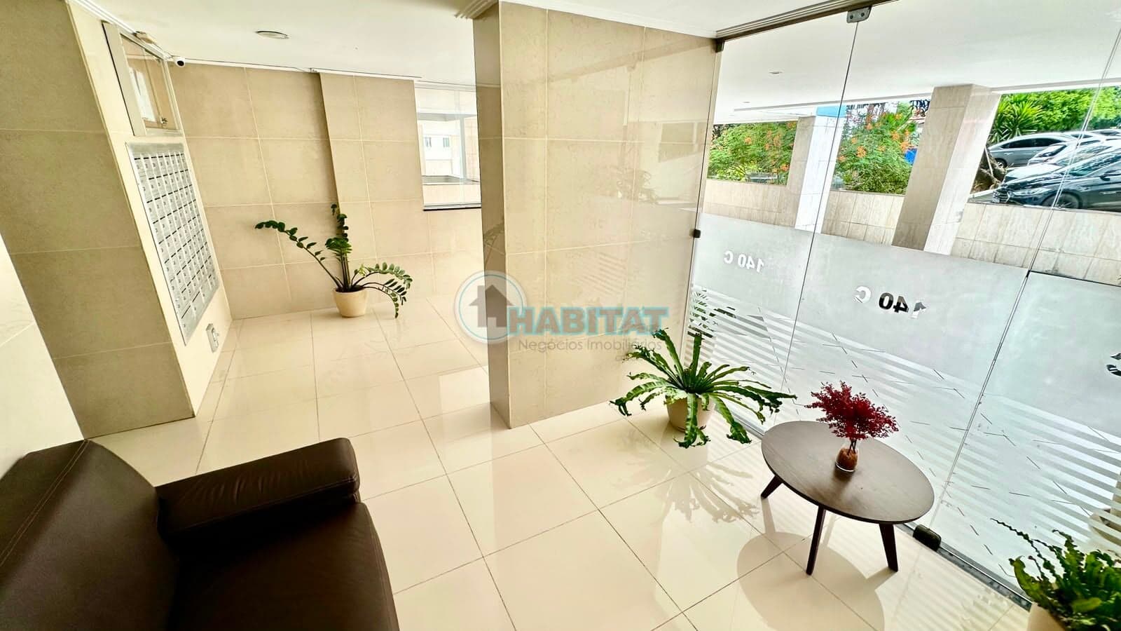 Apartamento 2/4 com suítes em condomínio fechado - Brotas