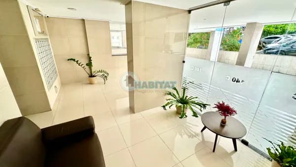 Apartamento 2/4 com suítes em condomínio fechado - Brotas