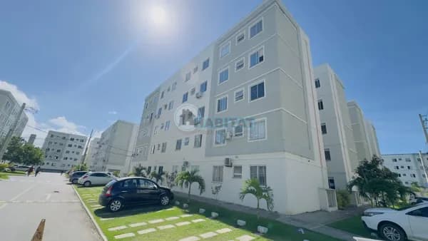 APARTAMENTO 2/4 EM CONDOMÍNIO COM INFRAESTRUTURA / ABRANTES