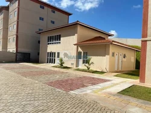 Aparatamento 2/4 com vaga de garagem em condominio com infraestrutura - Lauro de Freitas