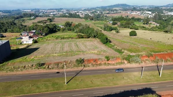 Lote/Terreno em Lajeado - Montanha