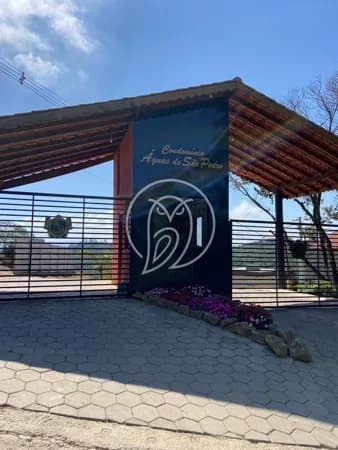 Casa Sobrado em Condomínio Pico do Olho dágua