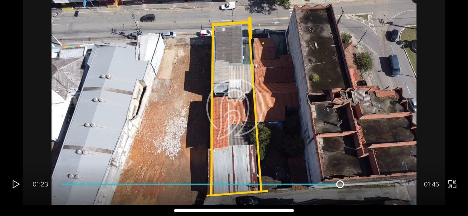 Prédio Comercial em Centro, Mairiporã/SP