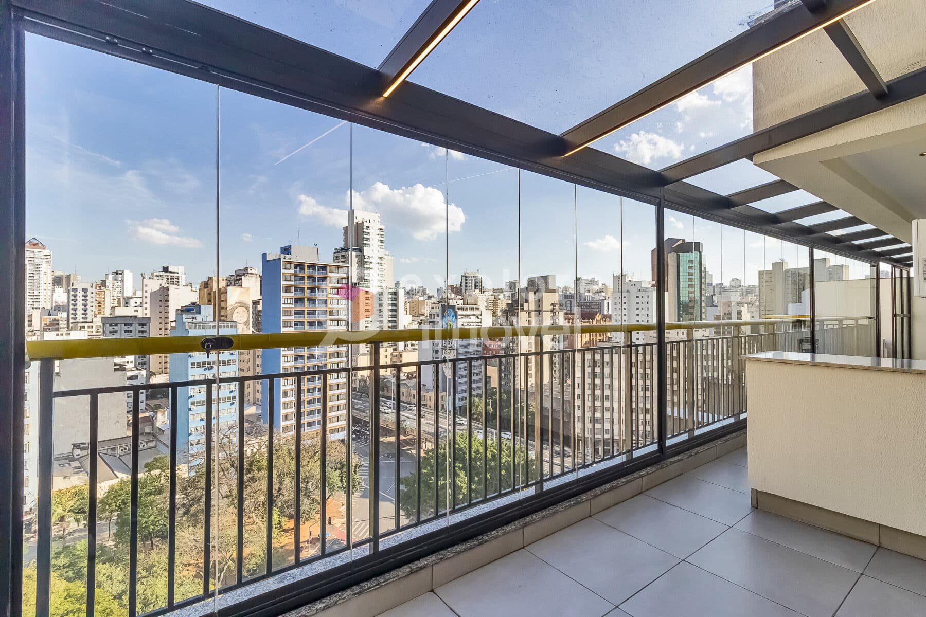 70 m² Sofisticação e Praticidade no Edifício Smart Santa Cecília!