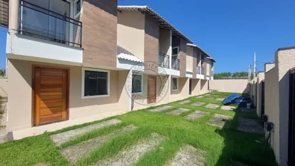 Casa Duplex próximas ao centro comercial do Barroco