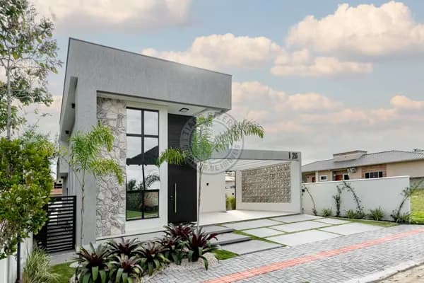 Casa de Alto Padrão à Venda no Condomínio Jardim Ubá – Maricá/RJ