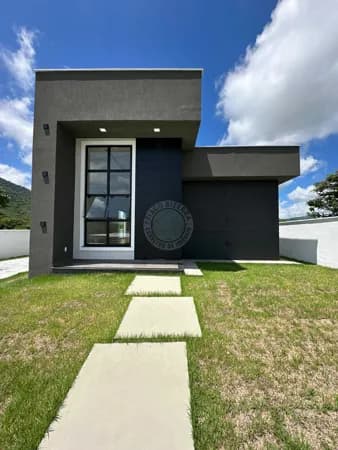 Casa Moderna à Venda no Condomínio EcoPlace – Ubatiba, Maricá/RJ