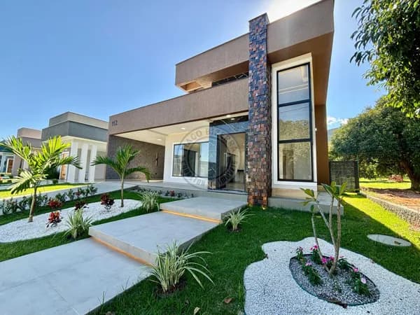 Casa de Alto Padrão no condomínio Vivere