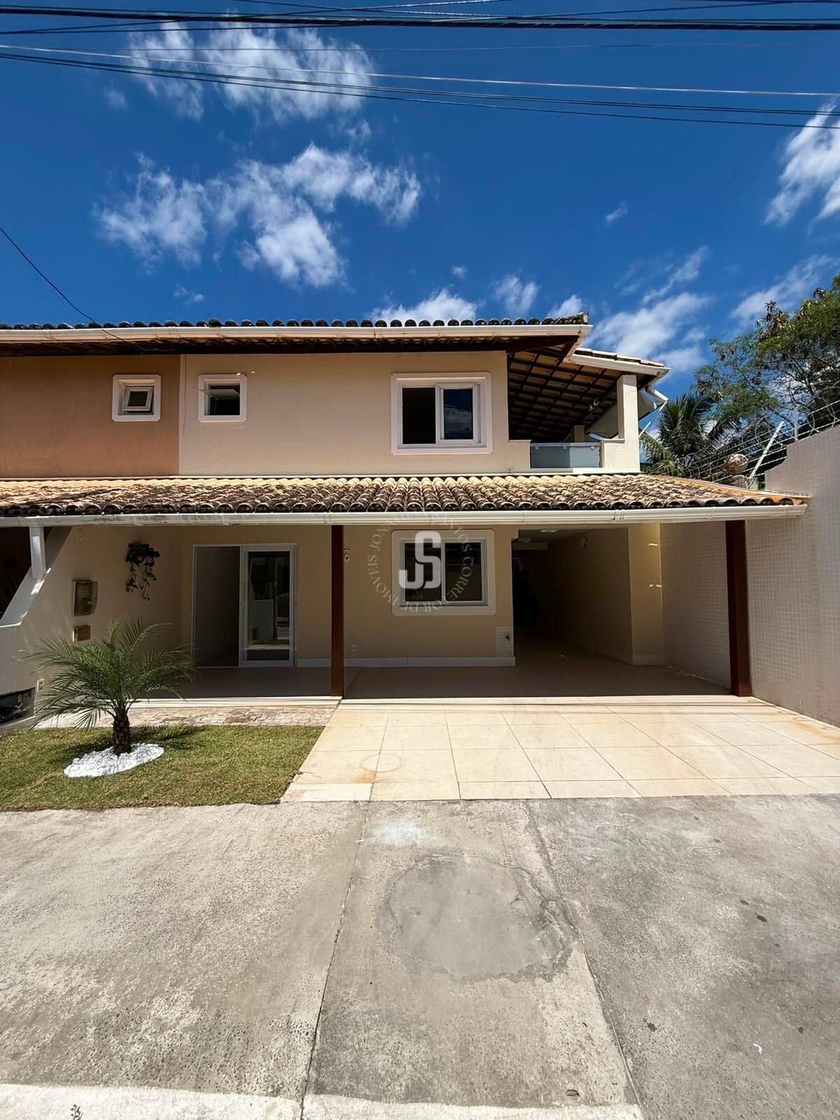 Casa duplex à venda no Condomínio Praia Ville, 240m², 3 quartos e 1 suíte