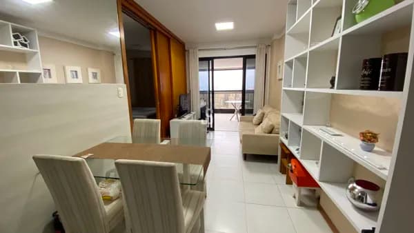 Apartamento 1 quarto à venda no Caminho das Árvores, 51m², mobiliado e andar altíssimo