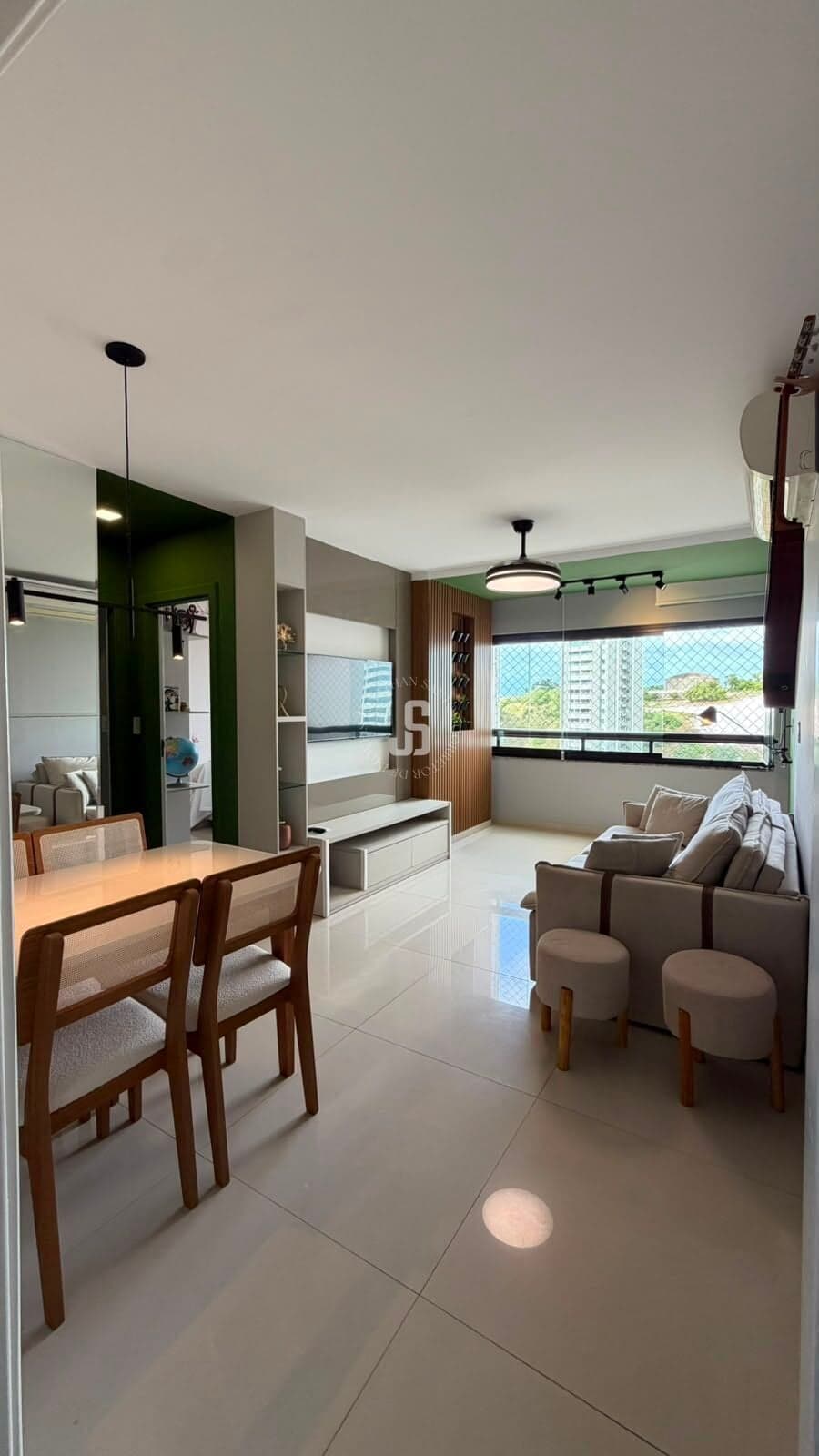 Apartamento 2 quartos à venda no Imbuí, 60m², 1 suíte, andar alto e 1 vaga