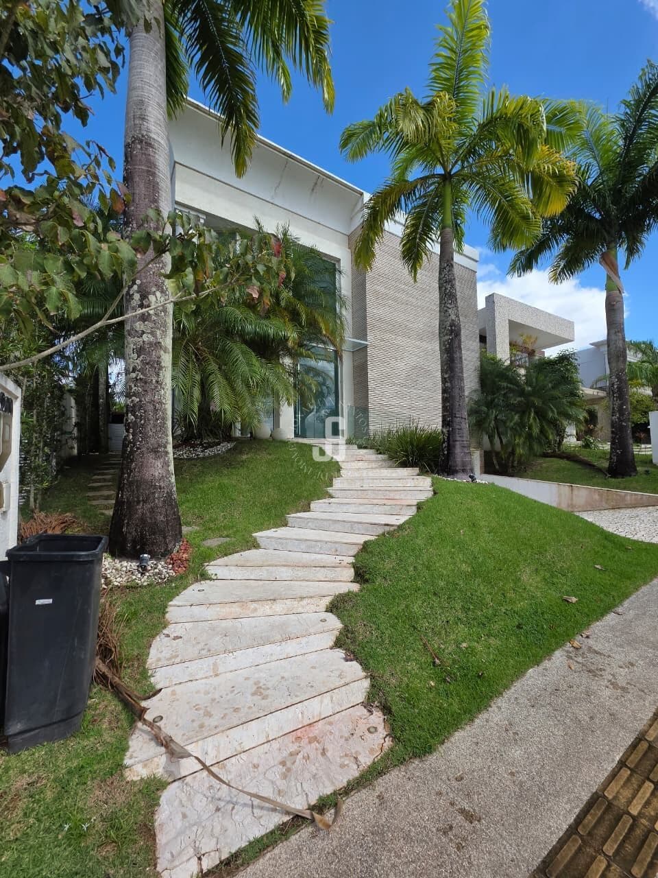 Casa em Condomínio 4 suítes à venda no Alphaville Salvador 2, 580m², piscina e porteira fechada