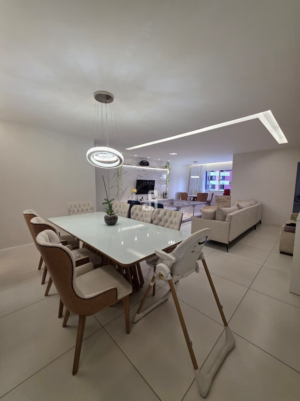 Apartamento 3 suítes à venda na Pituba, 148m², escritório e 2 vagas