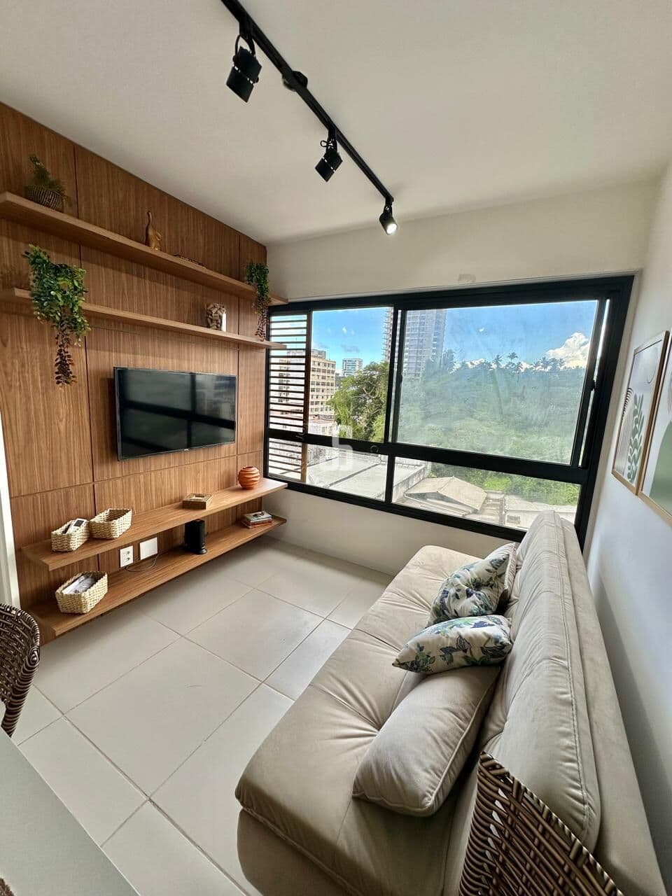 Apartamento 1 quarto à venda na Barra, mobiliado, andar alto e 27m²