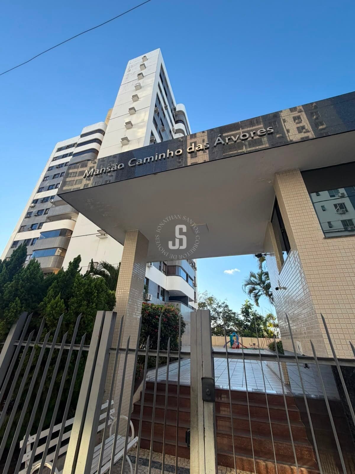 Apartamento 4 quartos à venda no Caminho das Árvores, 118m², 2 suítes e 2 vagas