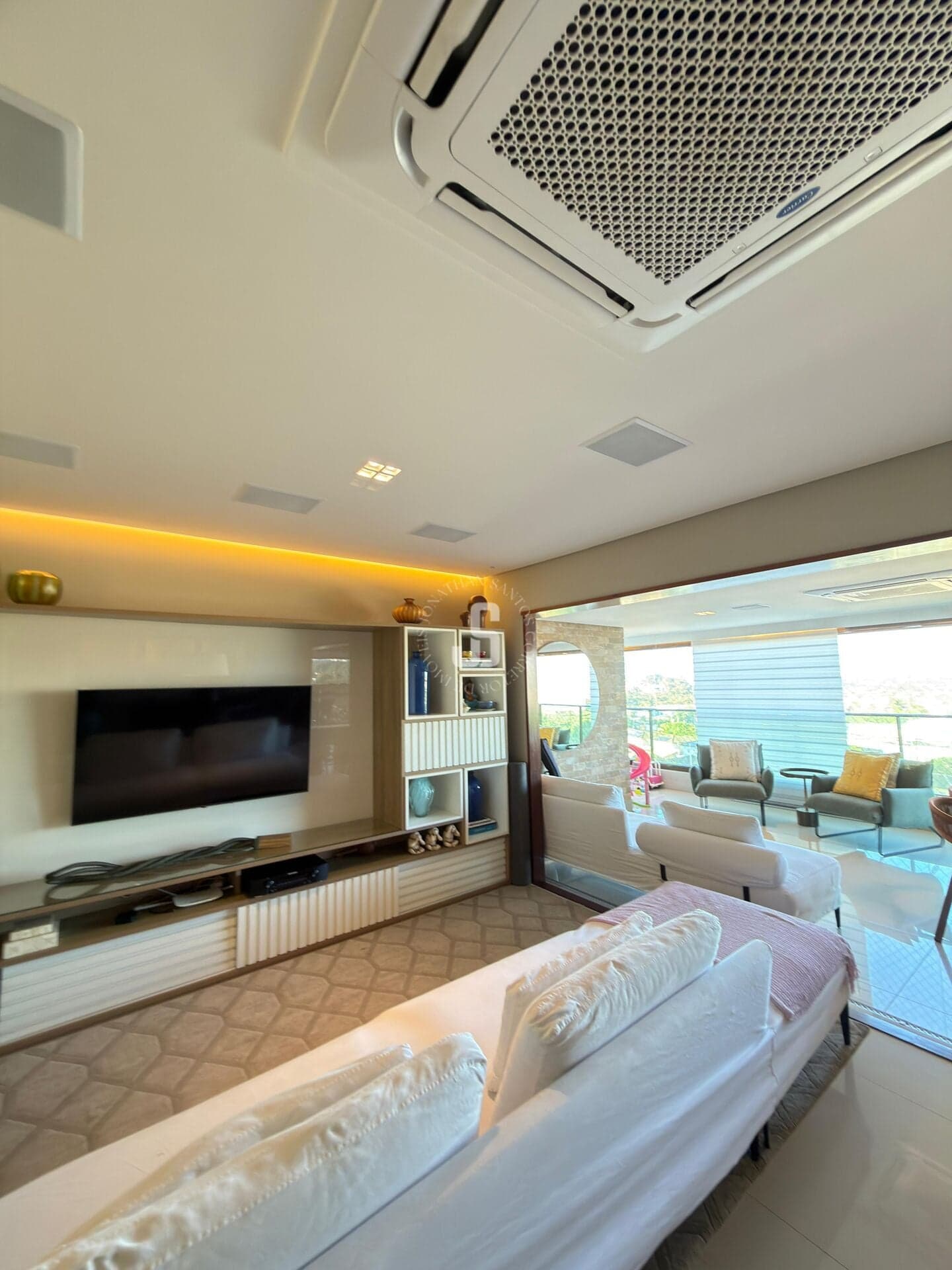 Apartamento 3 suítes à venda em Patamares, 150m², nascente e varanda gourmet