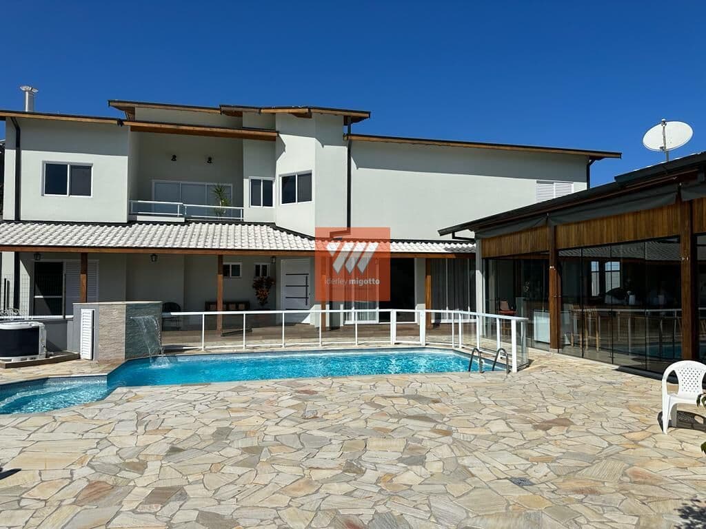 Casa de Condomínio em Tremembé - Loteamento Comercial e Residencial Village da Serra