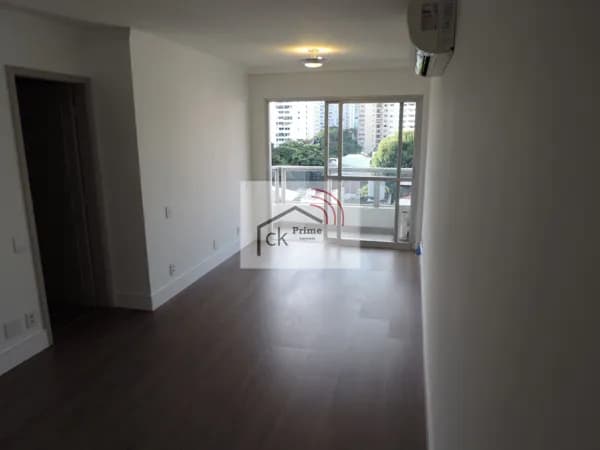 Apartamento na Cotovia em Moema, 70 m2, 2 dormts, reformado