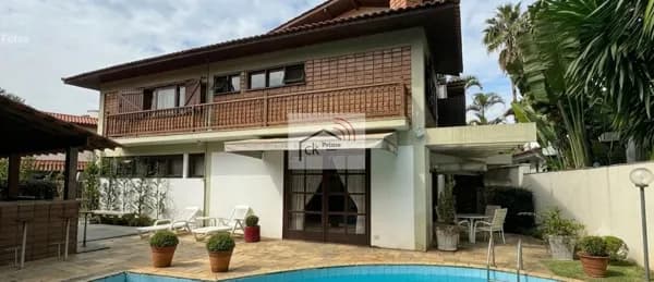 Casa no Condomínio Residencial 3 em Alphaville