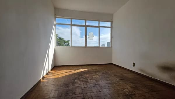 Apartamento Padrão para Venda em Centro Passos-MG