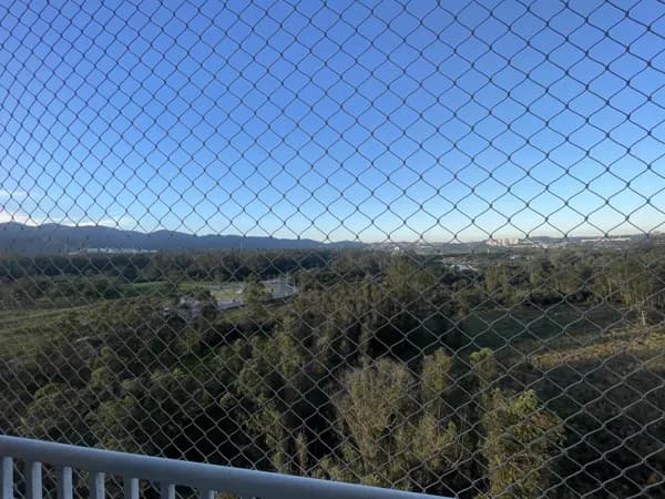 Apartamento para Alugar no Condomínio Máximo Mogi com Vista para a Serra