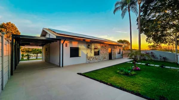 Casa térrea à Venda no Condomínio Tereza Cristina - Medeiros em Jundiaí