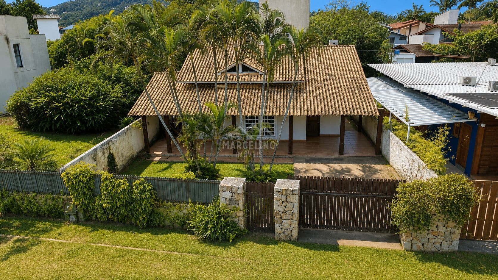 Casa em Praia da Ferrugem, Garopaba/SC