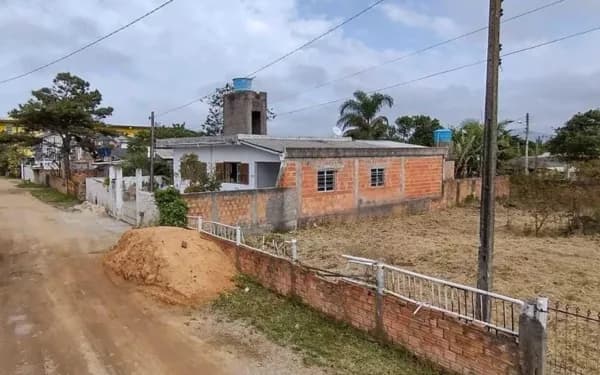 Lote/Terreno em Imbituba - Nova Brasília