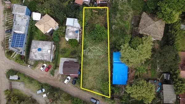 Terreno a venda próximo ao Centrinho da praia do Rosa