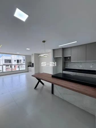 Apartamento à Venda, Jardim Botânico - Franca/SP