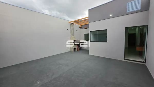 Casa à Venda, Jardim Adelinha - Franca/SP