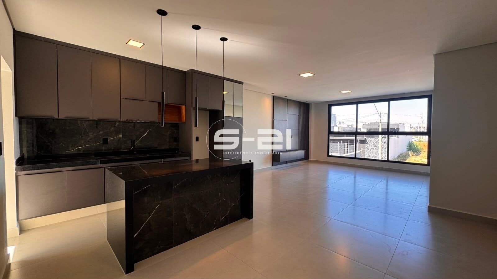 Apartamento à Venda, Jardim Botânico - Franca/SP