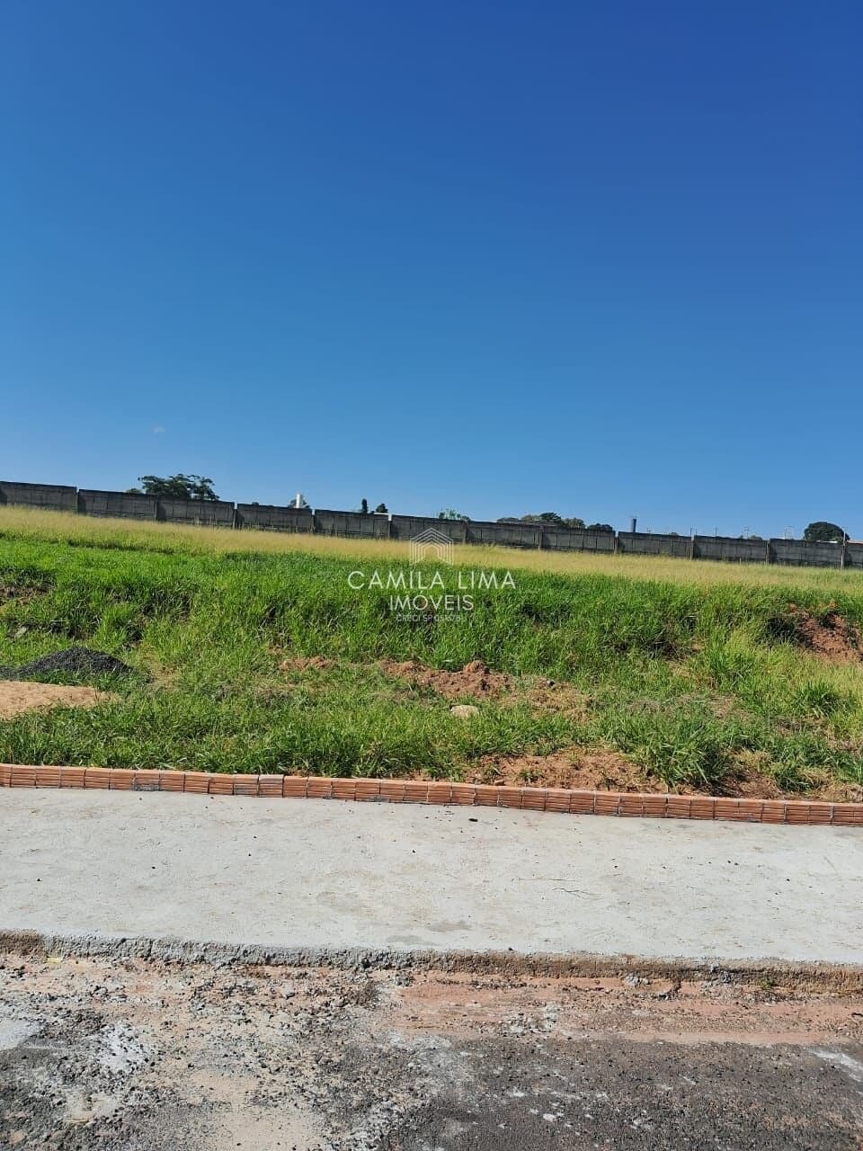 Terreno à venda