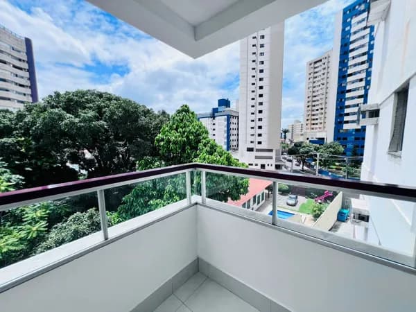 Apartamento de 2 quartos, 1 suíte, 1 vaga coberta e lazer de clube