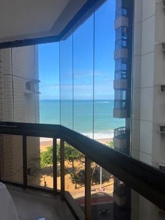 Apartamento vista mar, 180m², 3 quartos, 2 suítes, 3 vagas, lazer de clube padrão Galwan