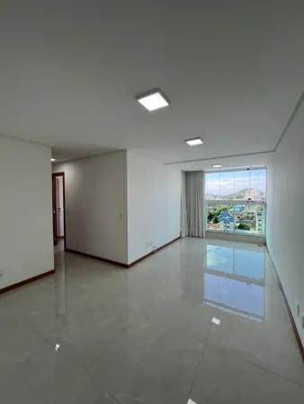 Apartamento na Praia de Itapuã, 61m², 2 quartos, 1 suíte, 1 vaga, lazer completo
