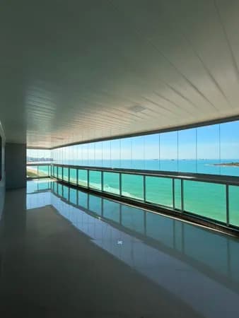 Apartamento frente para o mar, 4 quartos, 2 suítes, 3 vagas de garagem, lazer de clube