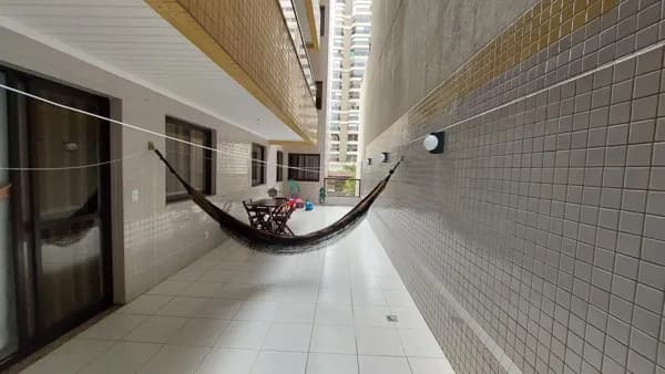 Apartamento Garden 4 quartos, 1 suíte, prédio frente para o mar da Praia da Costa